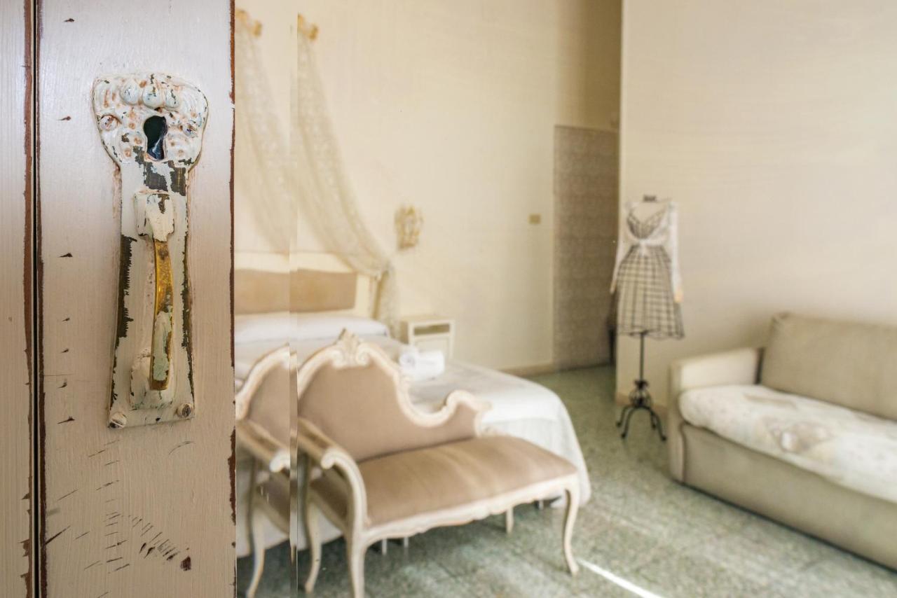 ヴィラ ジャンニーナ B ＆ B タオルミーナ エクステリア 写真